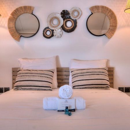 Apt - 4 Pers - Petit Duc - Renove - 44M² - Centre De Mont Rocquefeuil - Saint-Gilles-les Bains Eksteriør bilde